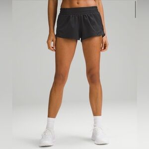 Lululemon Hotty Hot shorts